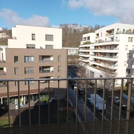 Avec Balcon Ubytování v soukromí Lyon